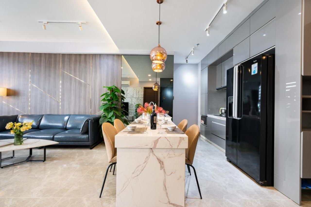 Homet Saigon Rivergate - Free Pool & Gym & Pickup Services Ho Şi Min Exterior foto
